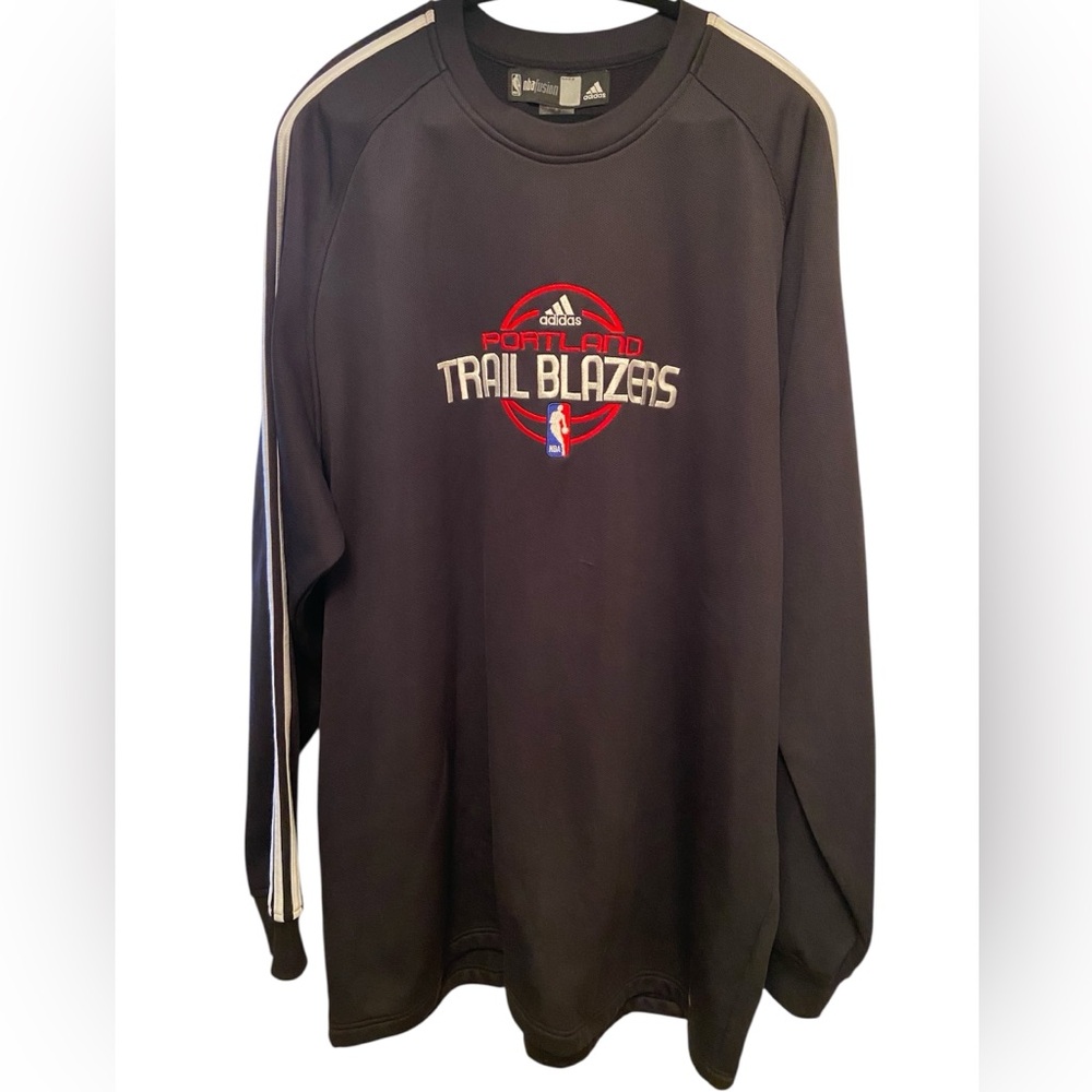 Adidas Portland Trail Blazers crewneck sweatshirt XXL, logo on front, 3 strip